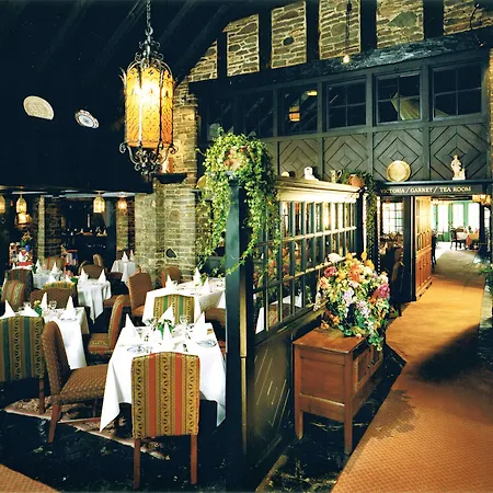 Old Mill Toronto Hotel 